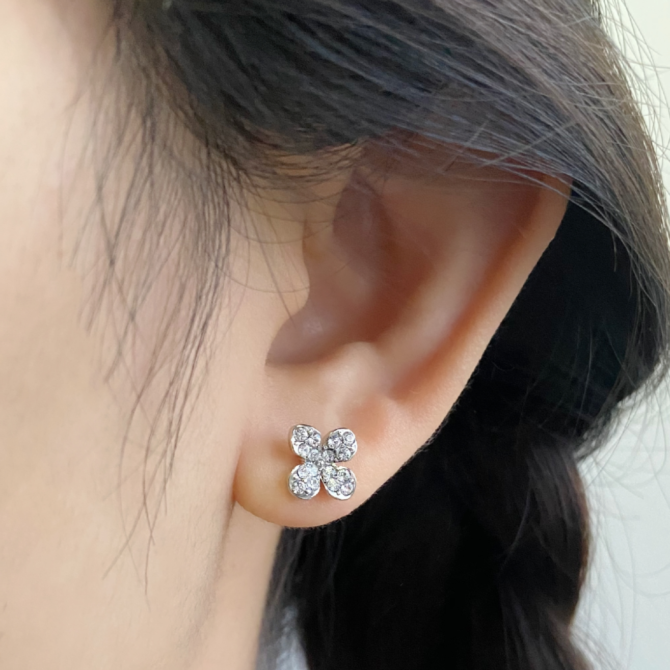 Swarovski hot sale clover earrings